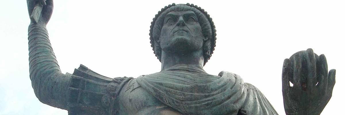Exploring the Iconic Statues of Puglia
