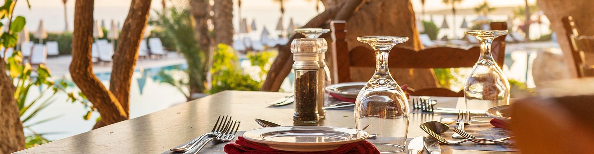 Al Fresco - Outside Living